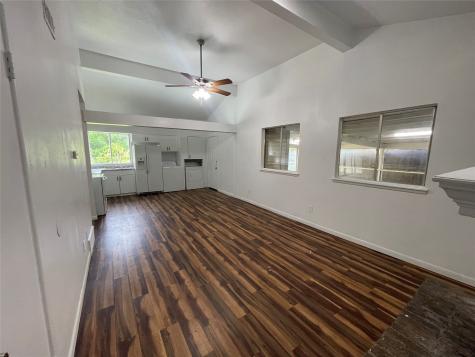 518 W Lovers Lane Arlington TX 76010