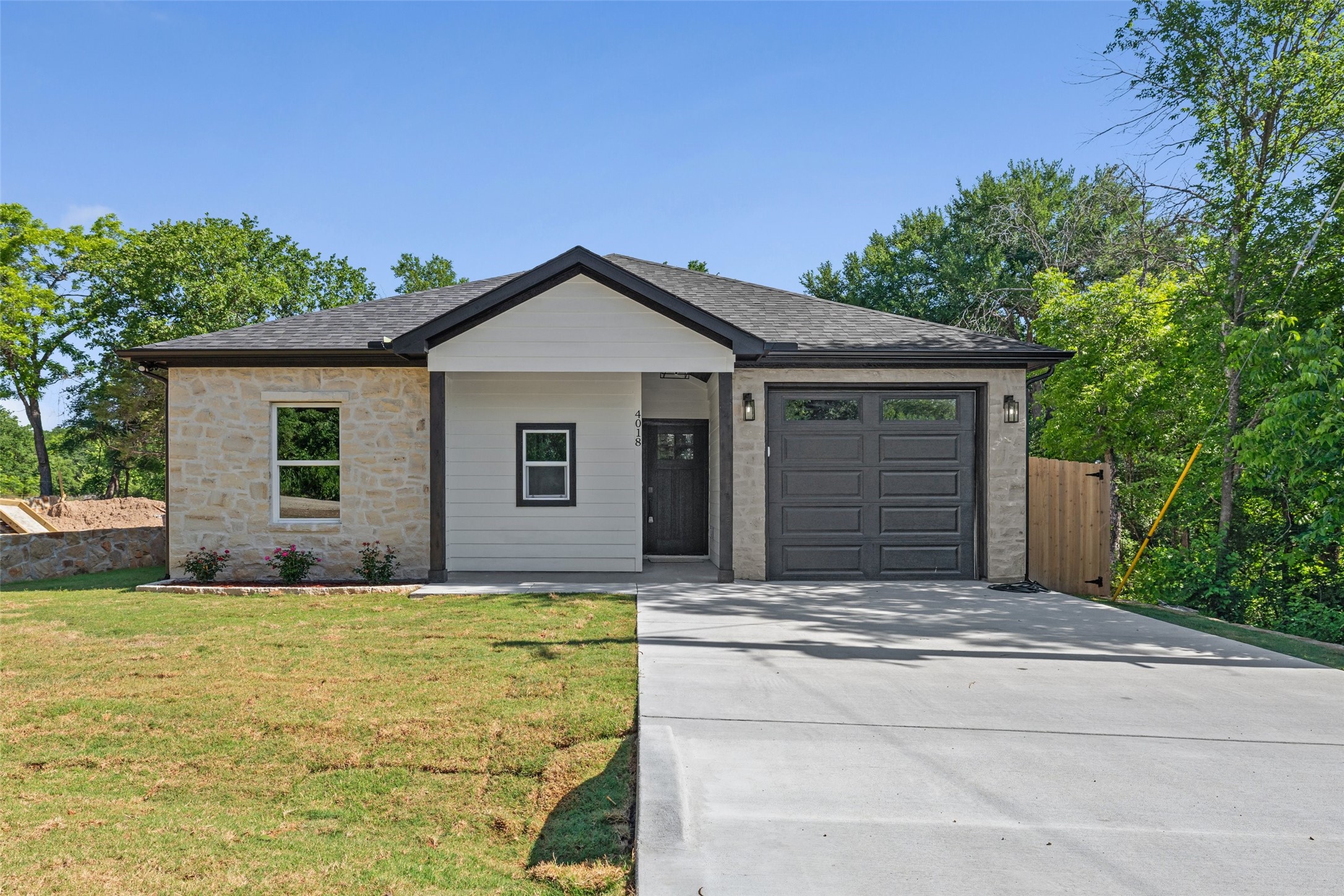 4018 Montana Trail Granbury TX 76048