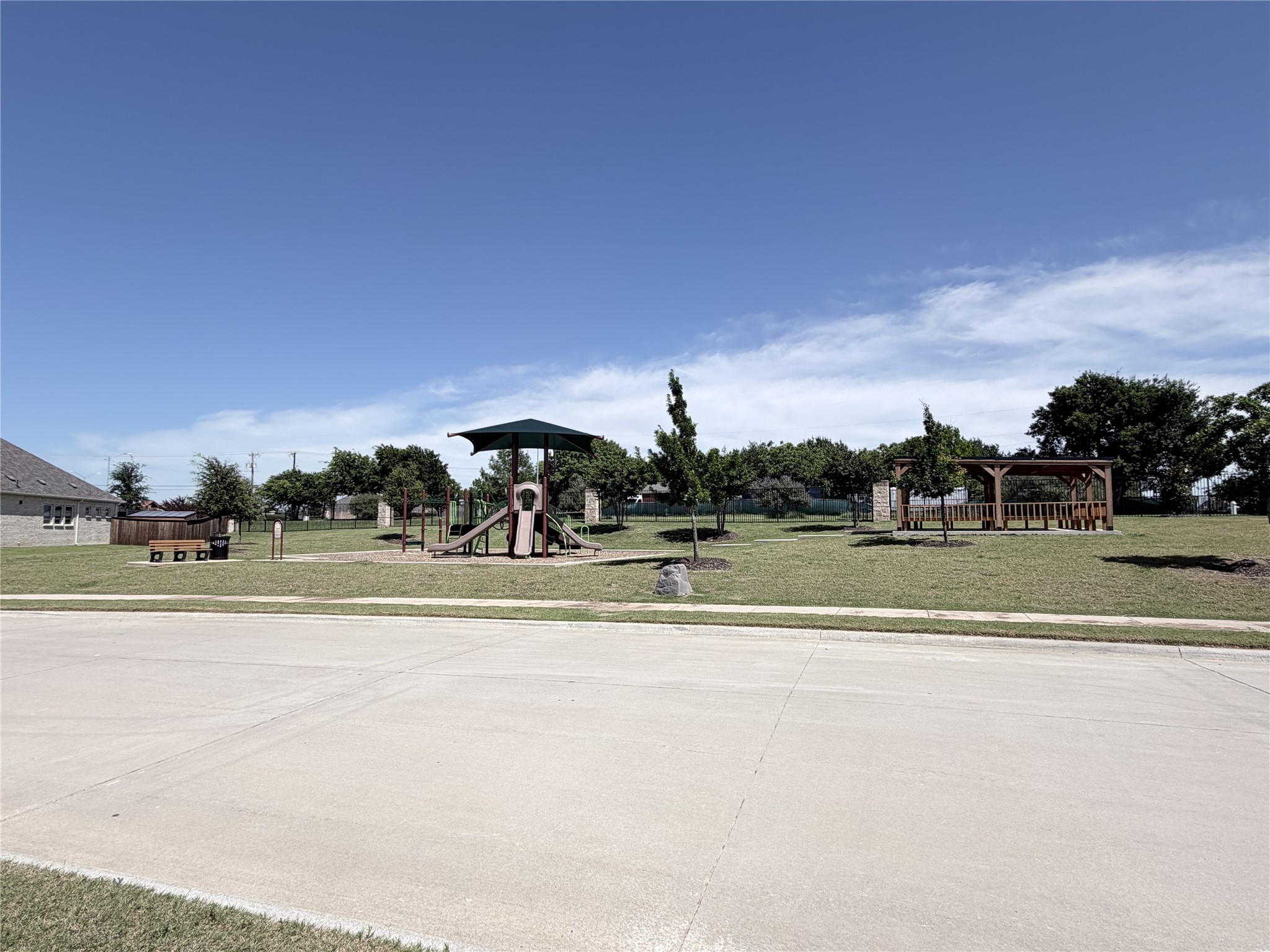 2303 Lannister Street Mansfield TX 76063
