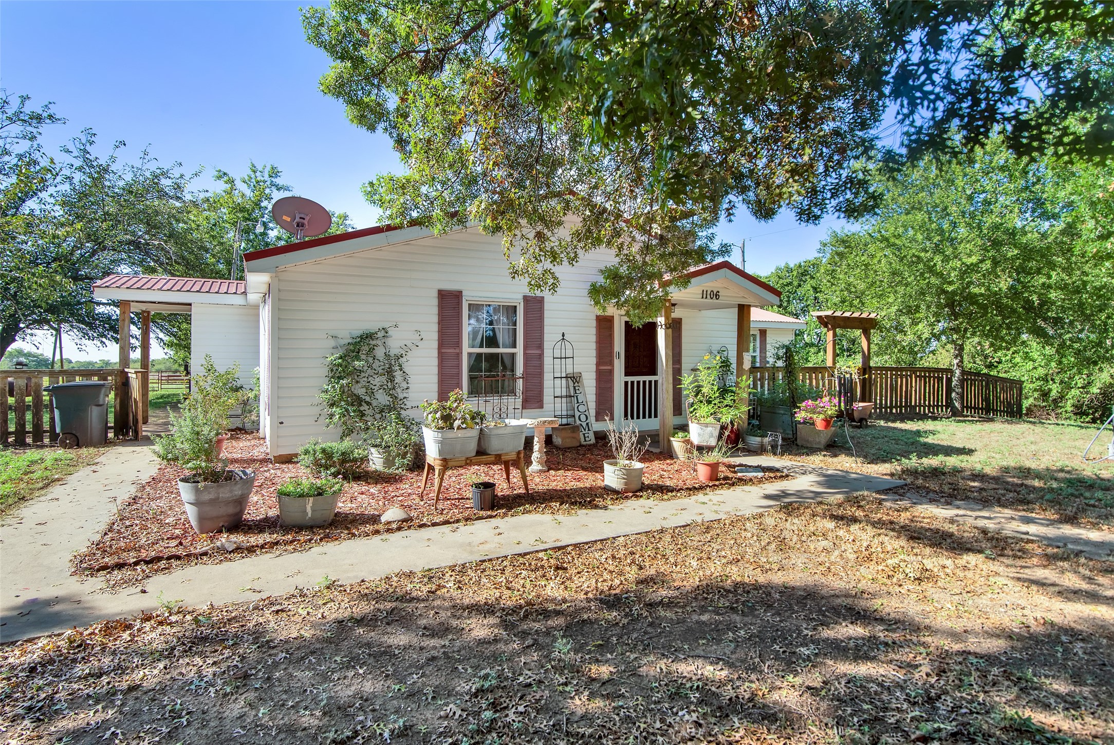 1106 Andy Thomas Road Whitewright TX 75491