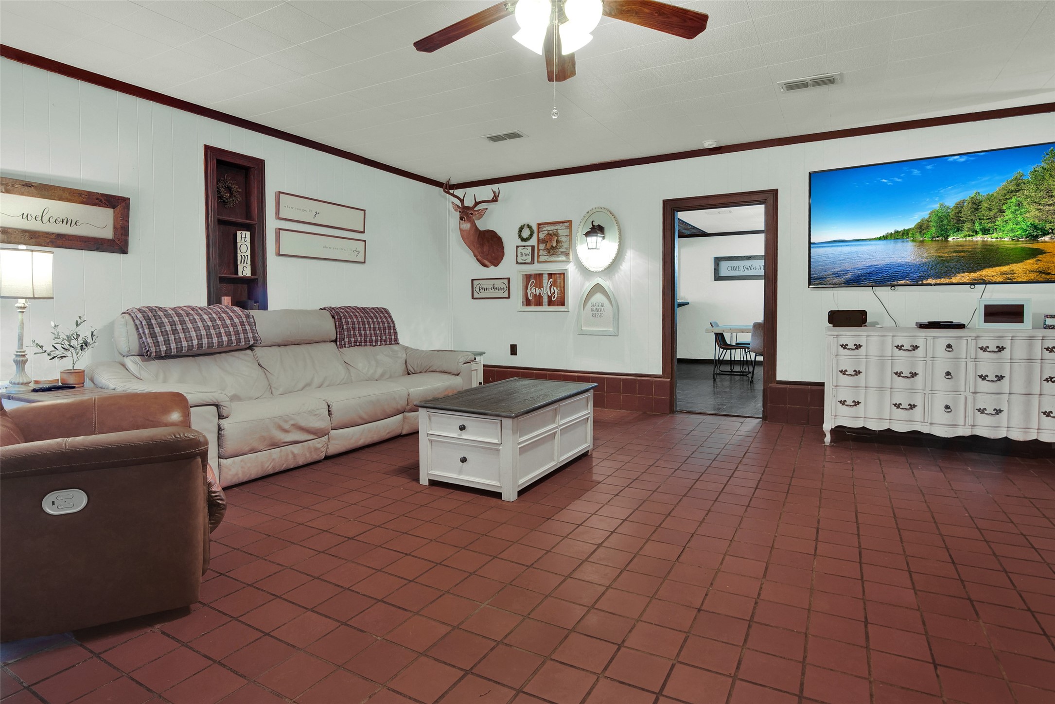 1106 Andy Thomas Road Whitewright TX 75491