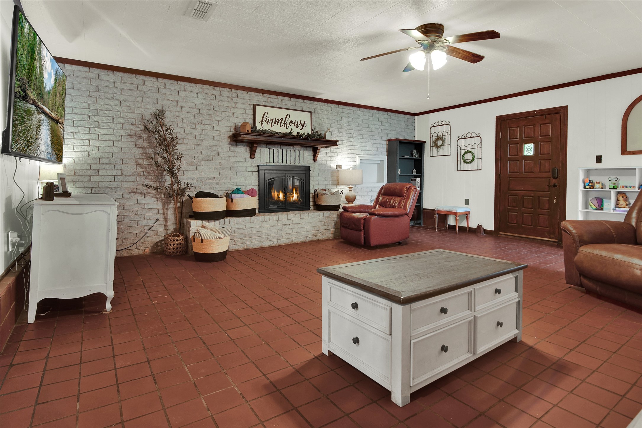 1106 Andy Thomas Road Whitewright TX 75491