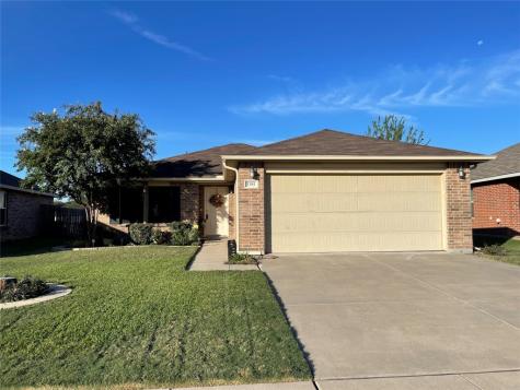 1381 Hillside Drive Burleson TX 76028