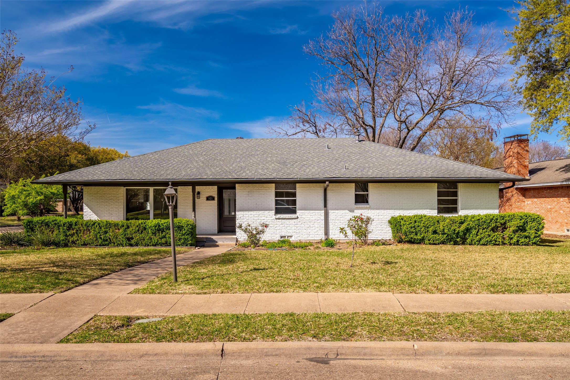 921 Bromwich Street Garland TX 75040