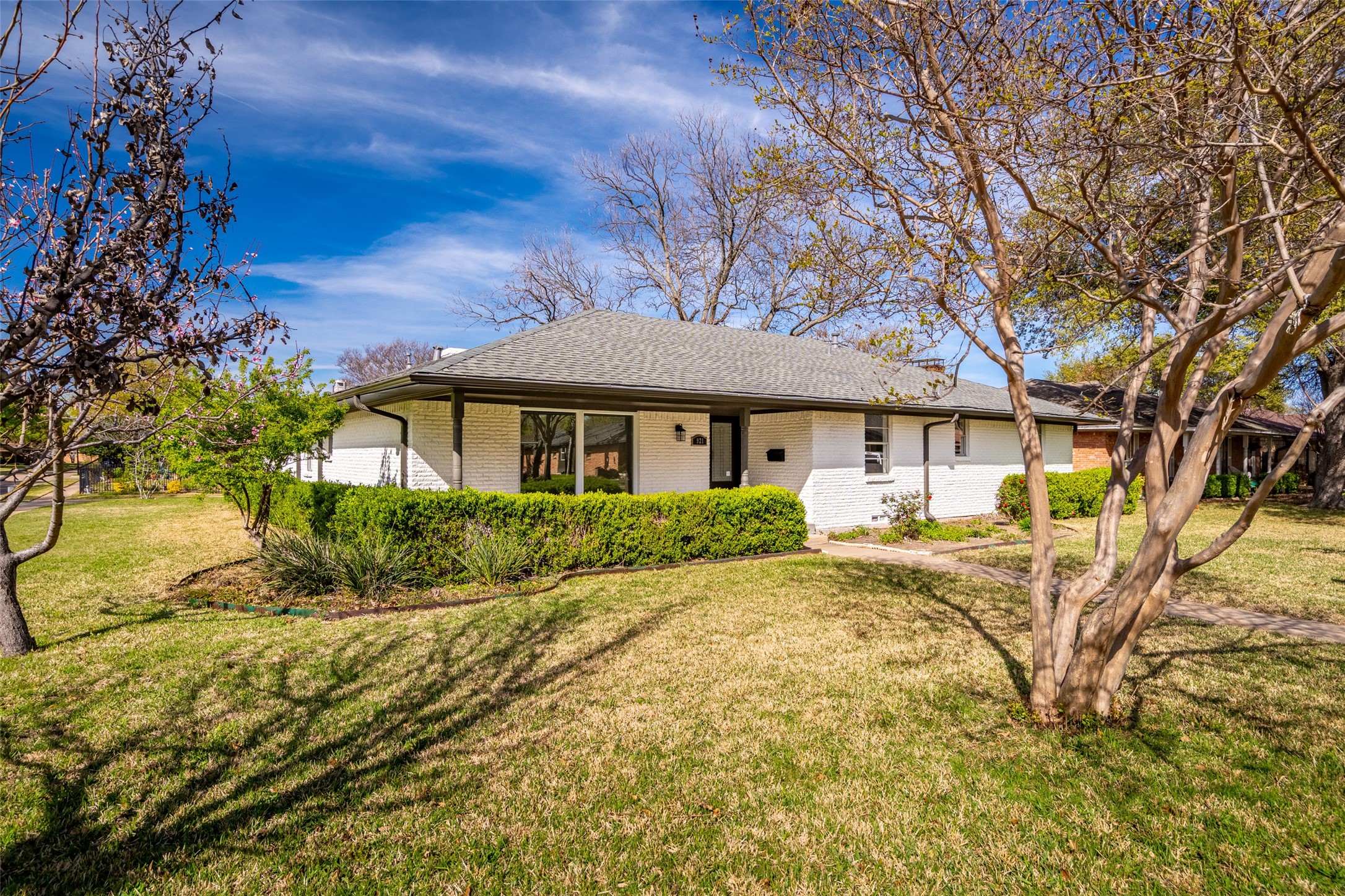 921 Bromwich Street Garland TX 75040