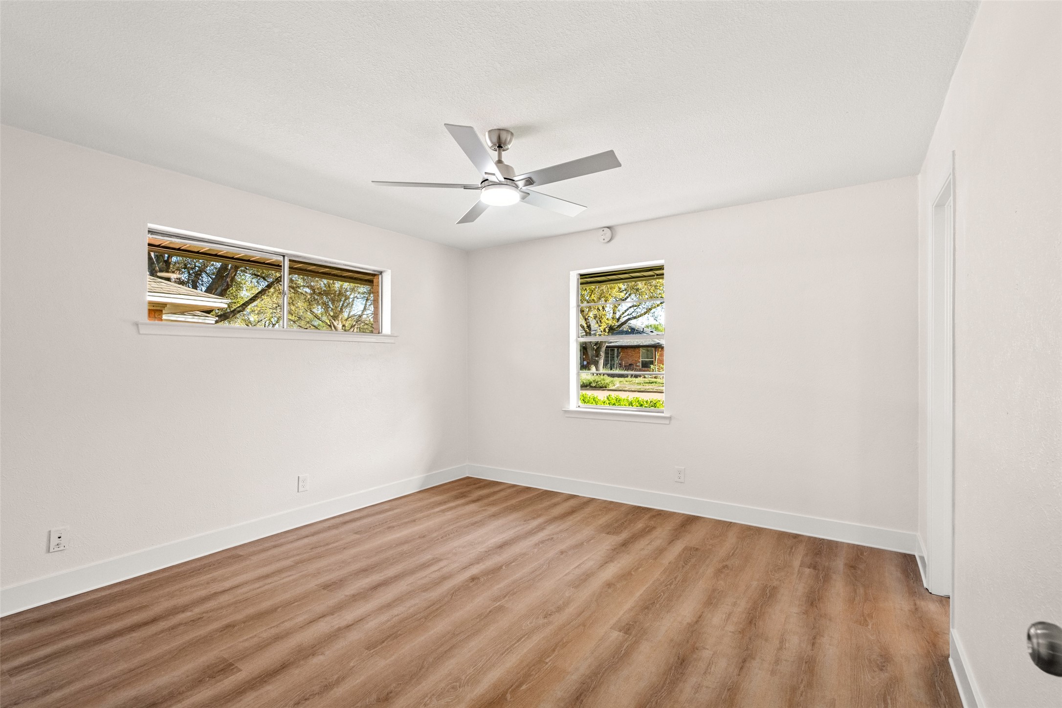 921 Bromwich Street Garland TX 75040