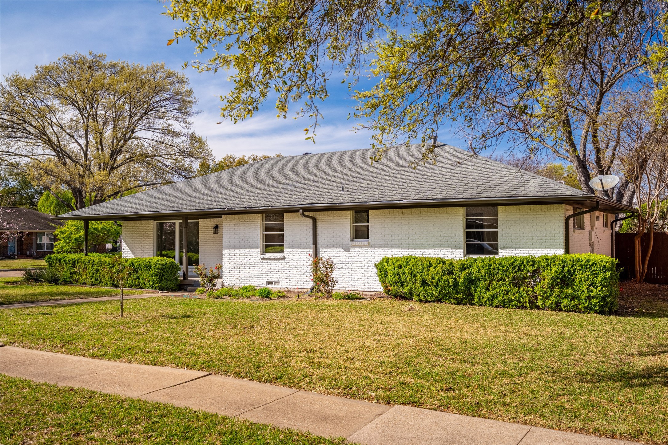 921 Bromwich Street Garland TX 75040