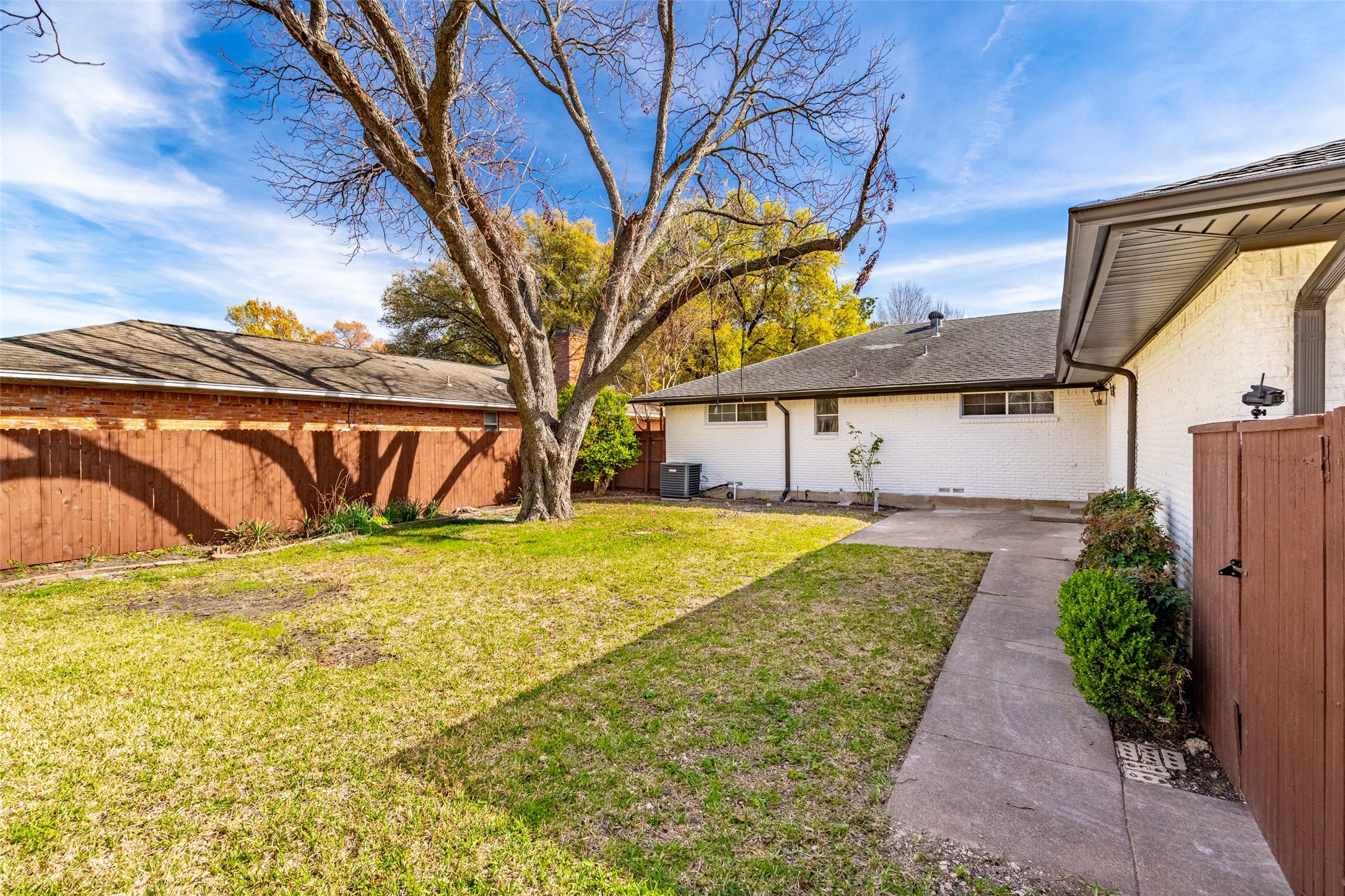 921 Bromwich Street Garland TX 75040