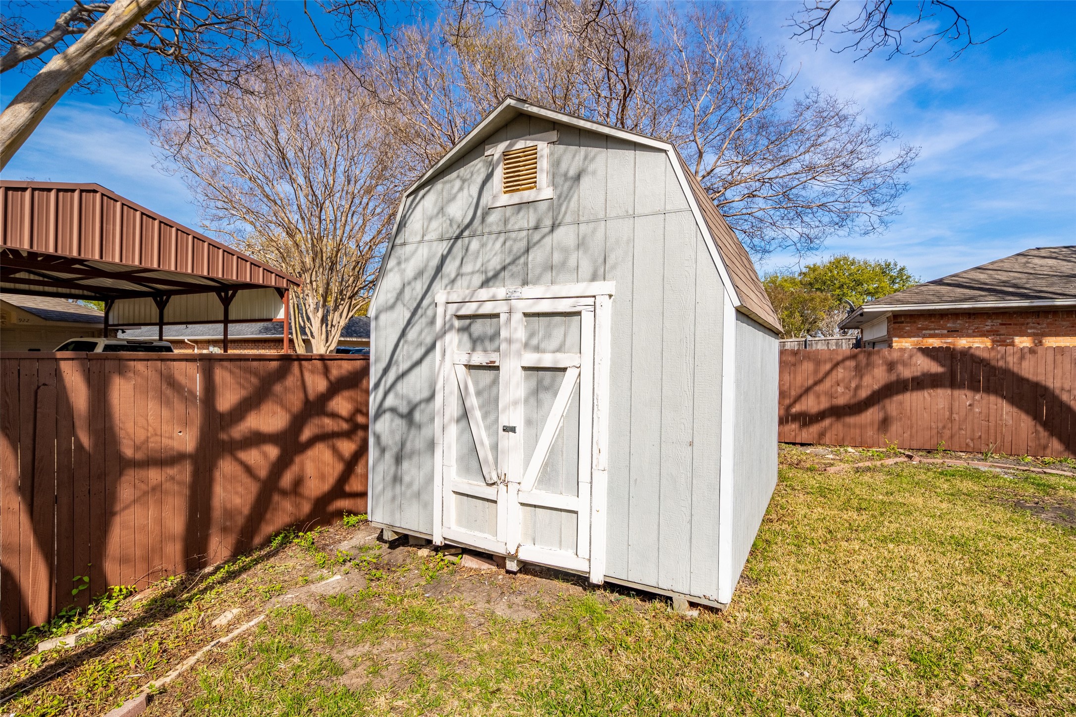 921 Bromwich Street Garland TX 75040