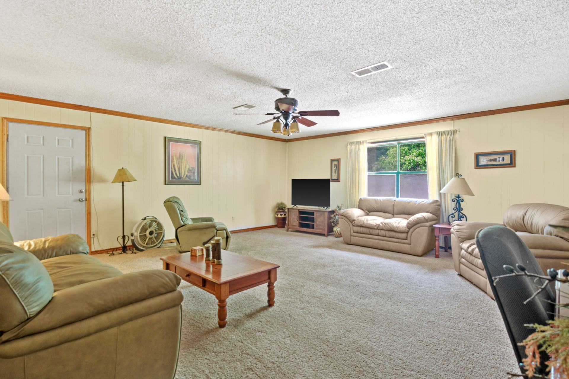 604 Kasling Street Hughes Springs TX 75656