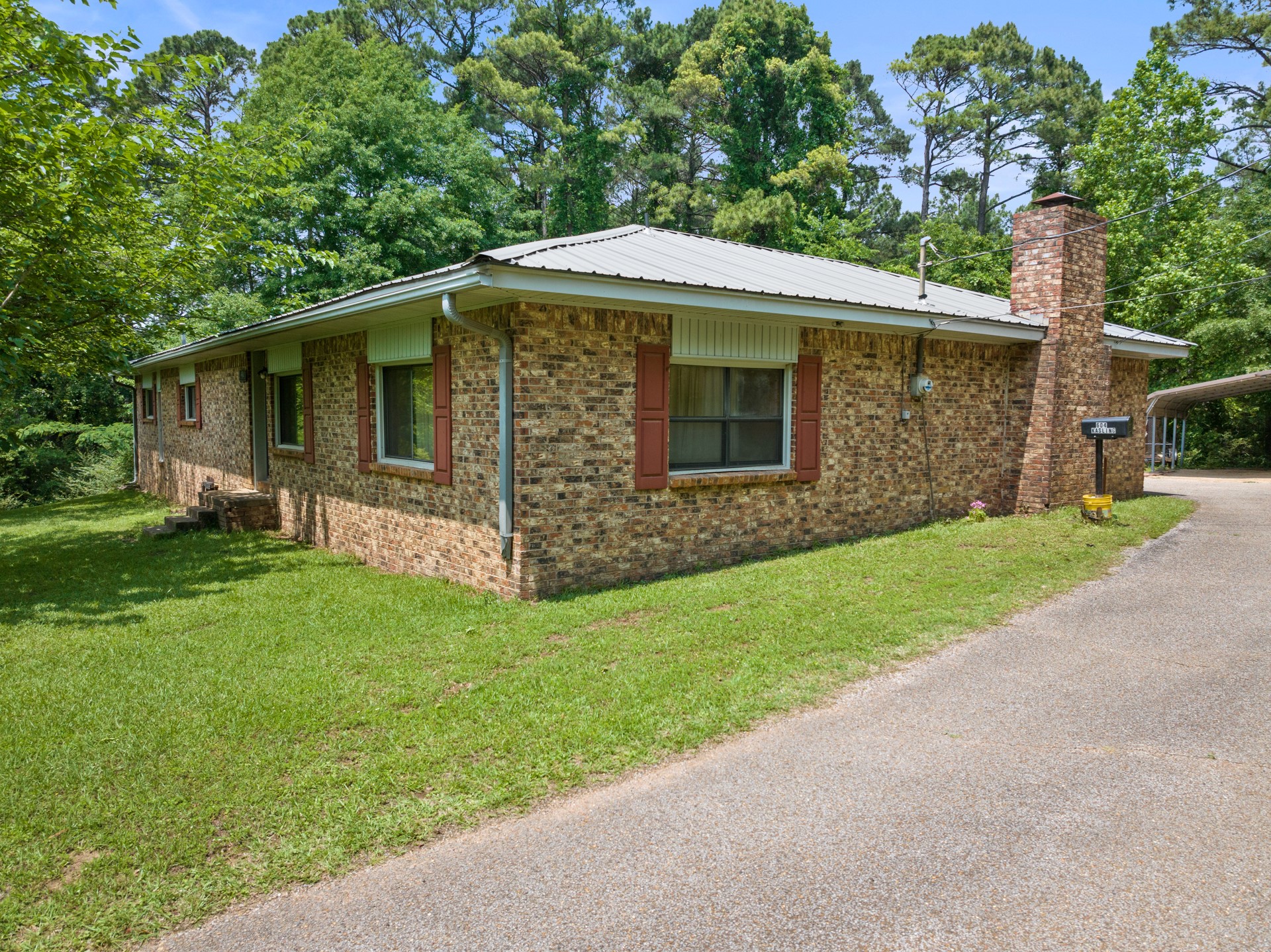604 Kasling Street Hughes Springs TX 75656