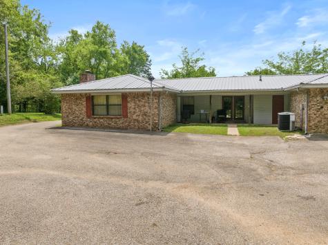 604 Kasling Street Hughes Springs TX 75656