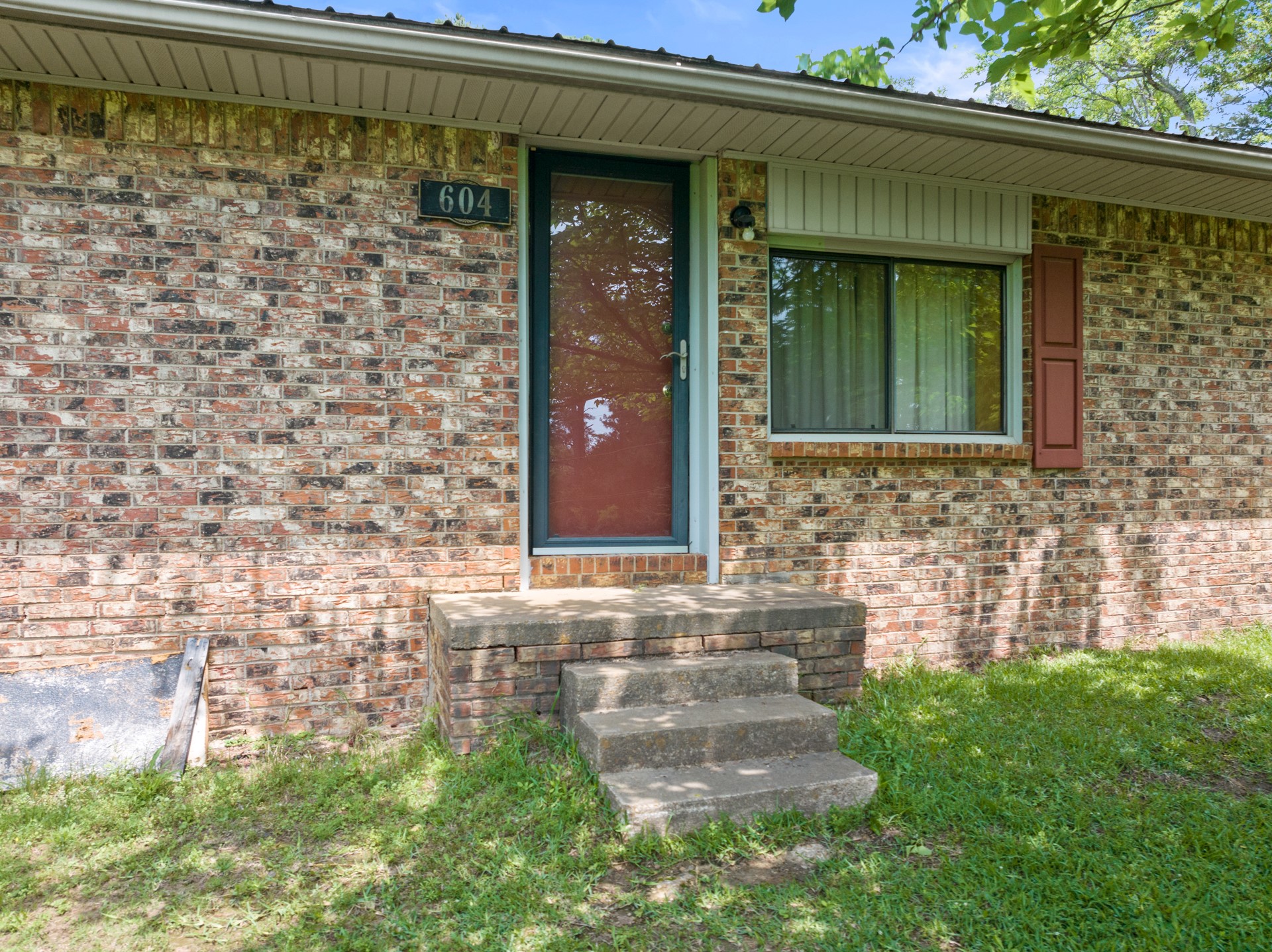604 Kasling Street Hughes Springs TX 75656