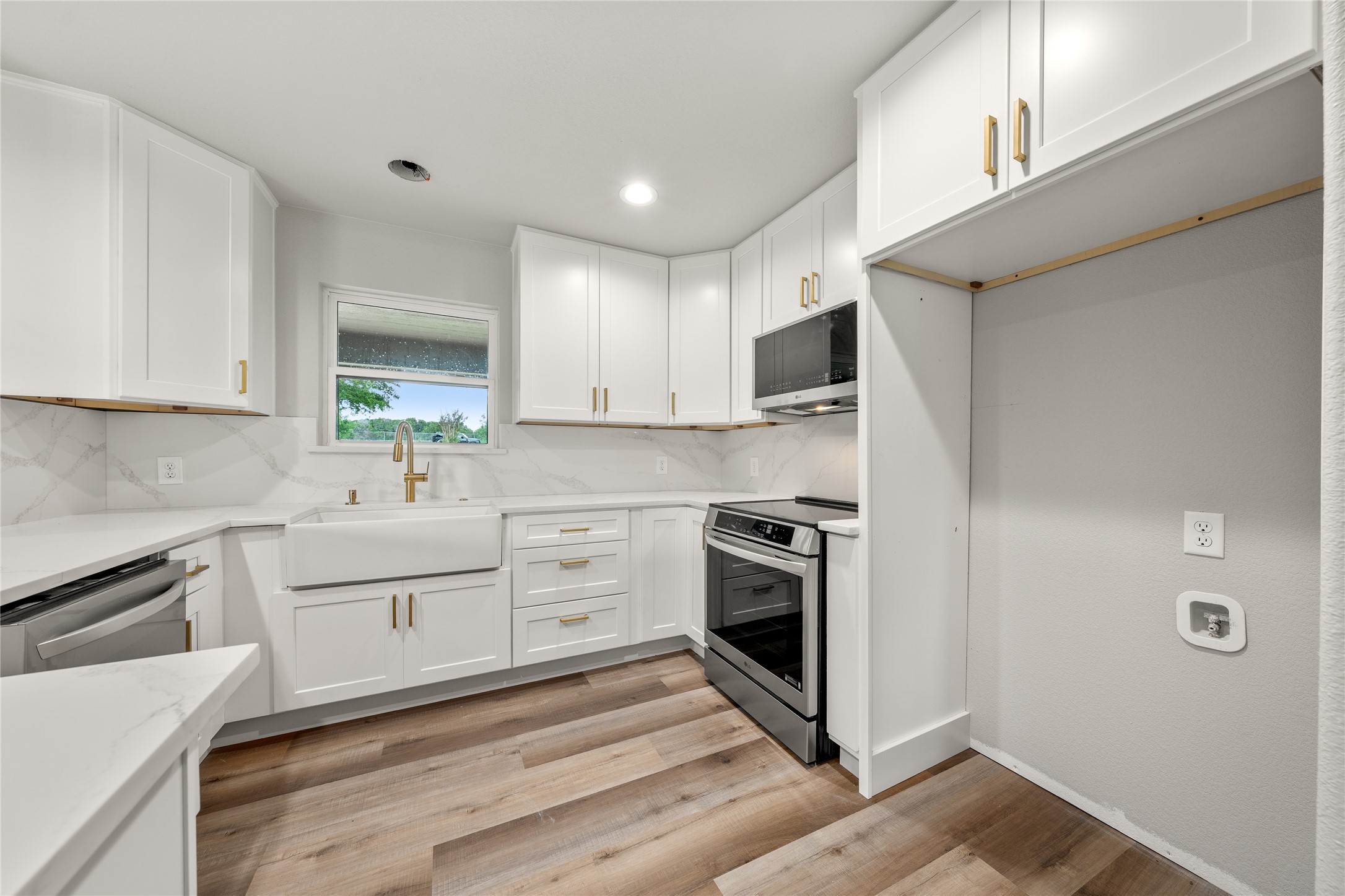 499 County Road 1812 Clifton TX 76634