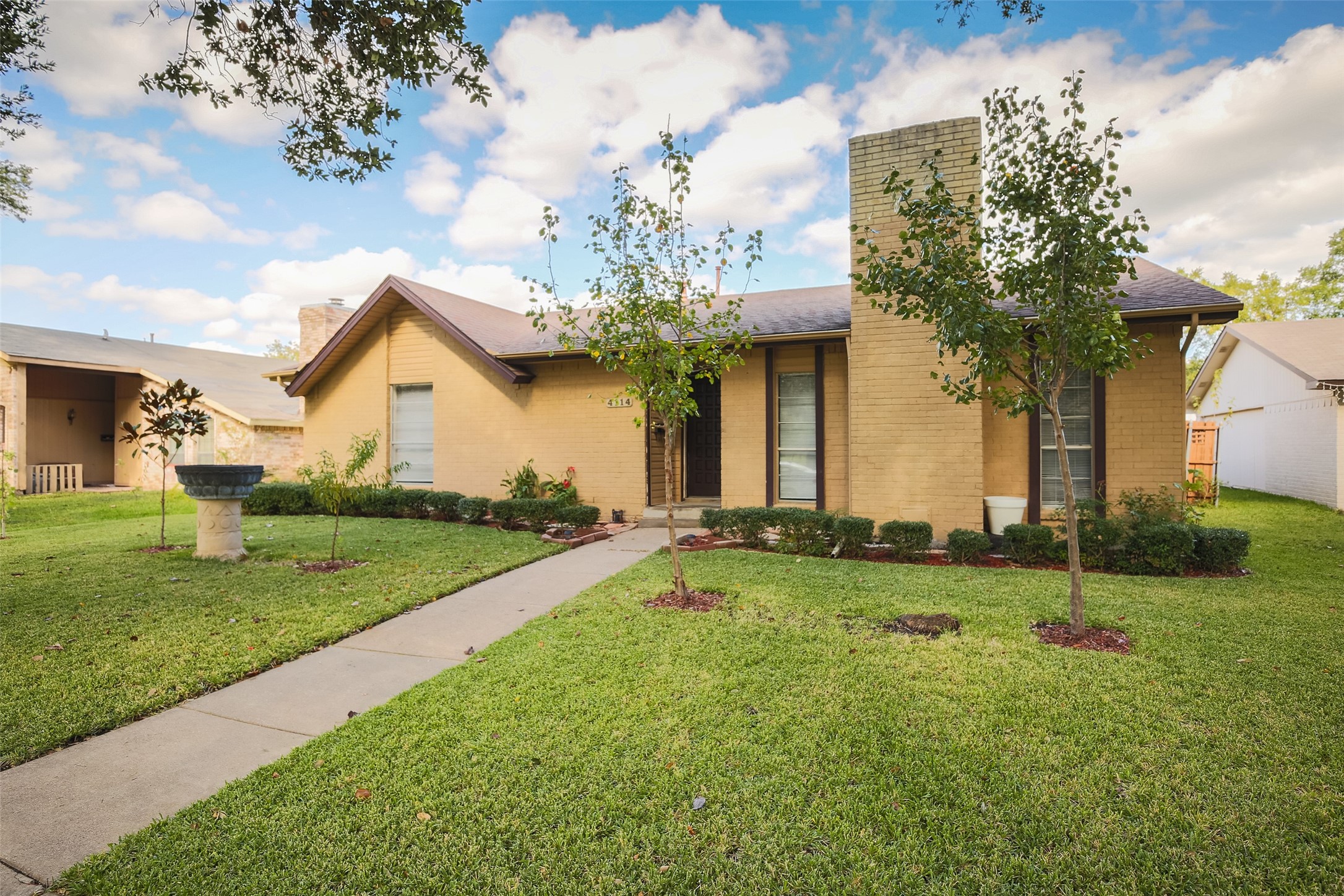 4114 Mayflower Drive Garland TX 75043