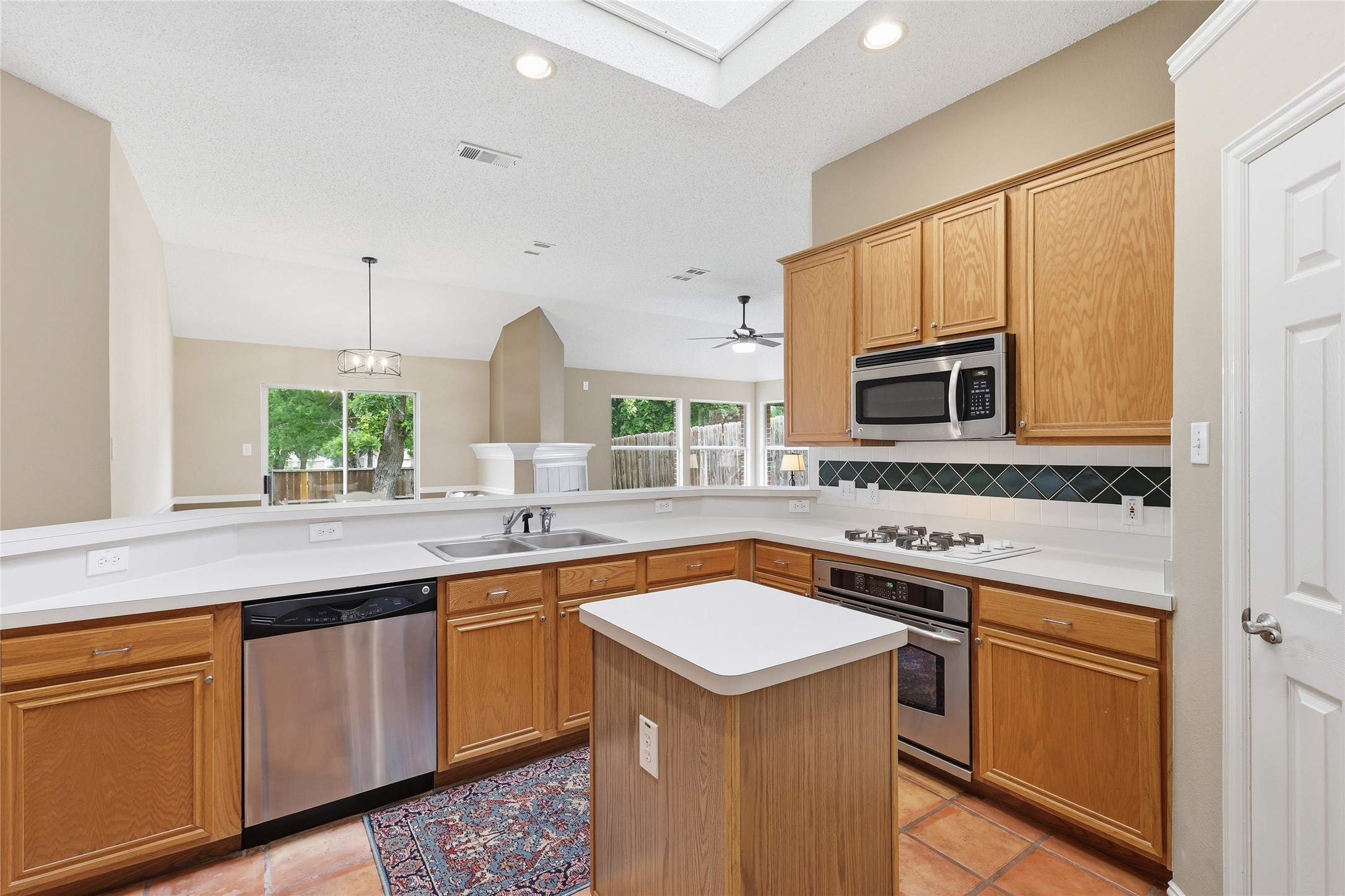 1232 Michael Avenue Lewisville TX 75077