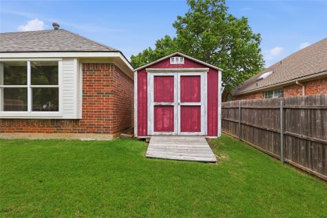 1232 Michael Avenue Lewisville TX 75077