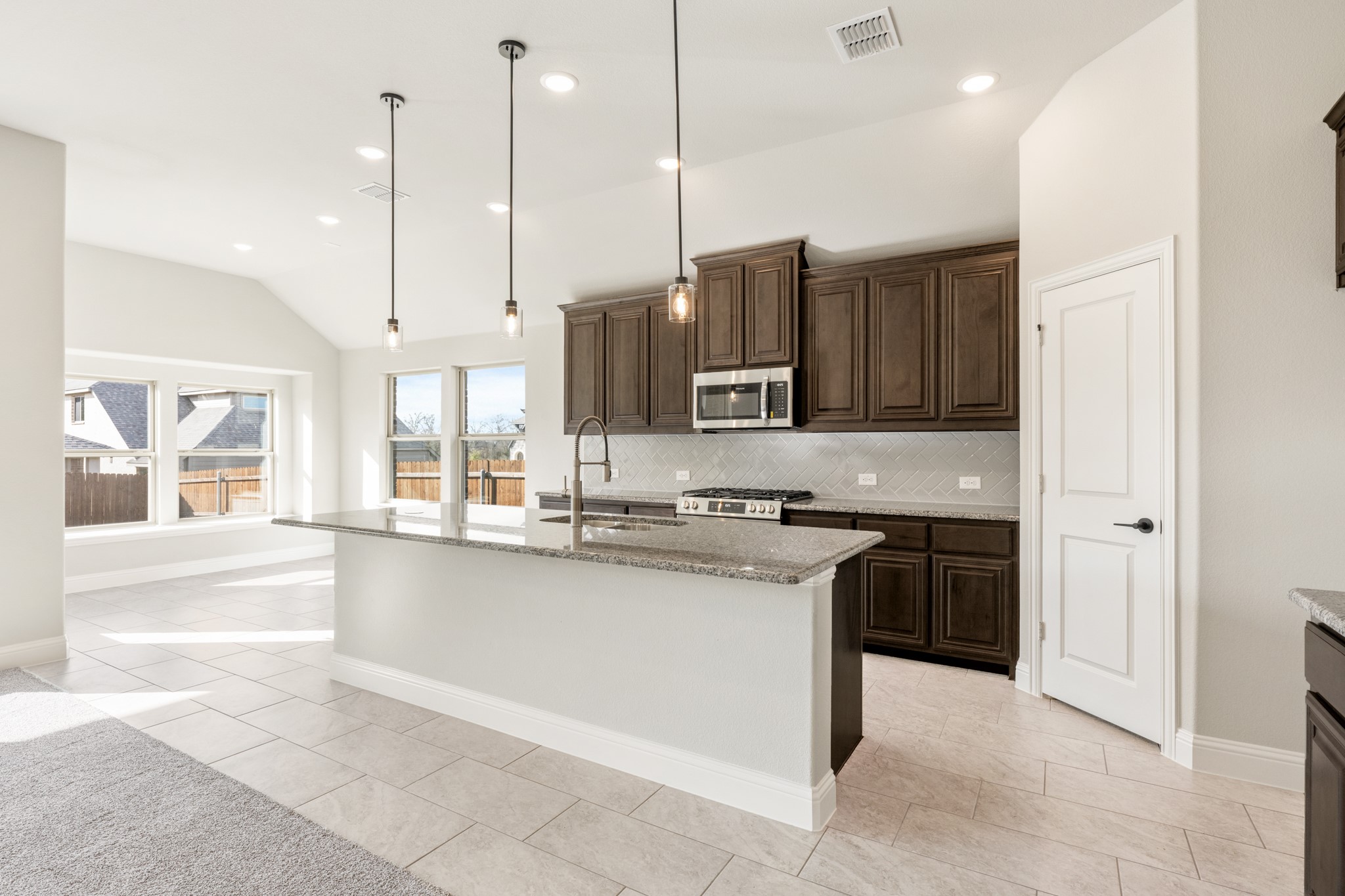 912 Imperial Eagle Road Alvarado TX 76009