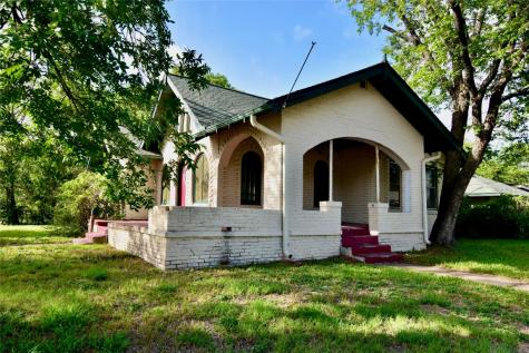 1801 2nd Street Brownwood TX 76801
