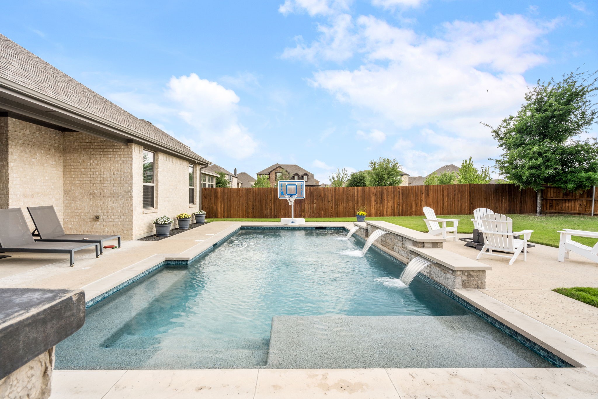 1605 Granite Way Waxahachie TX 75165