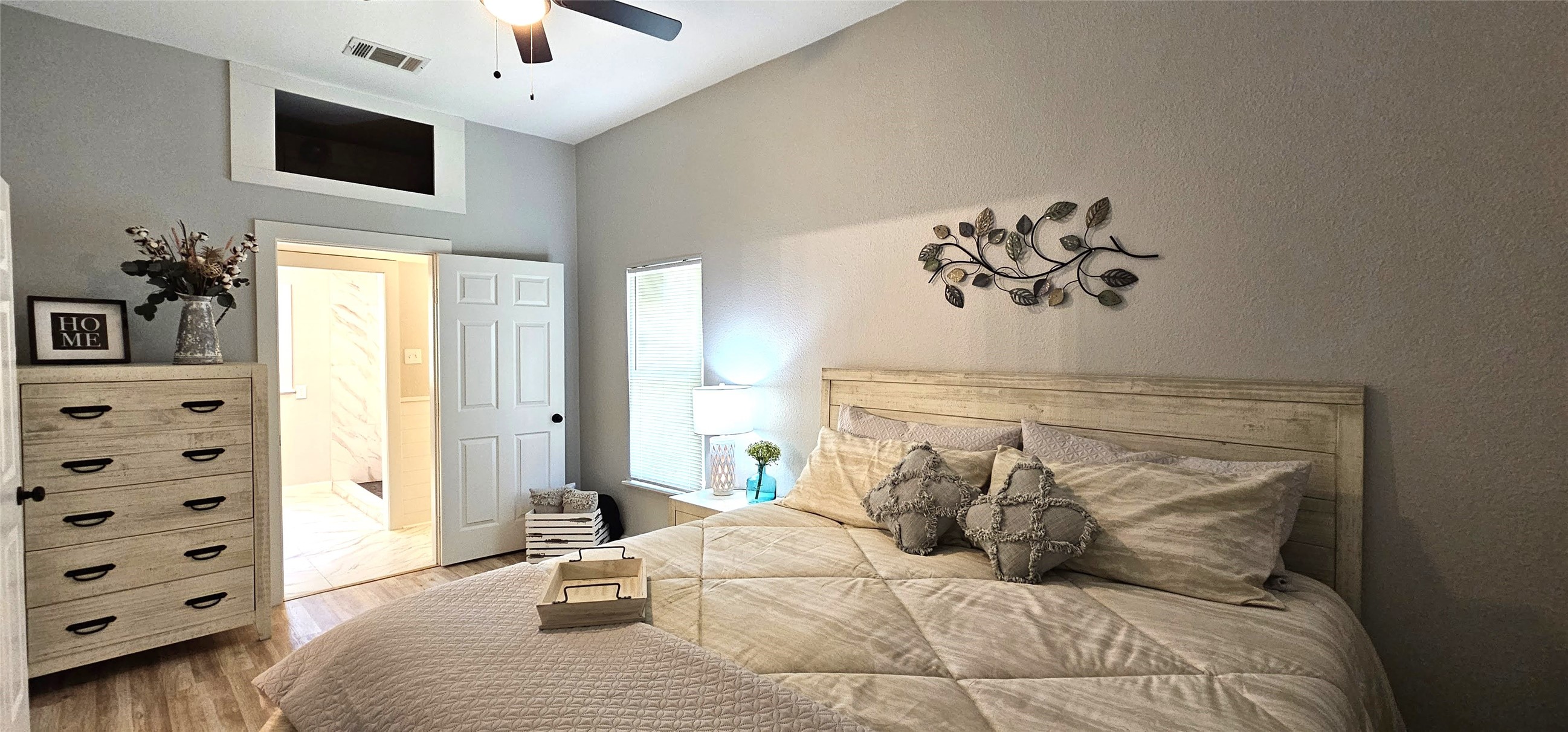 327 E Hull Street Denison TX 75021