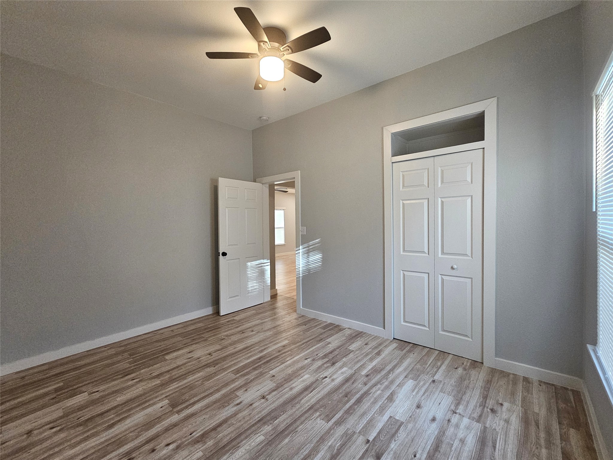 327 E Hull Street Denison TX 75021