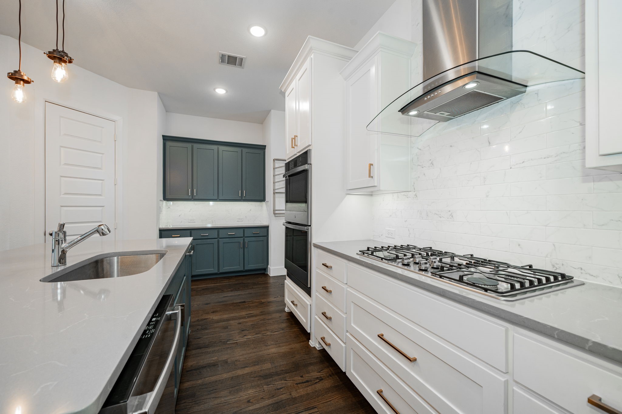 8106 Fallston Court Dallas TX 75231