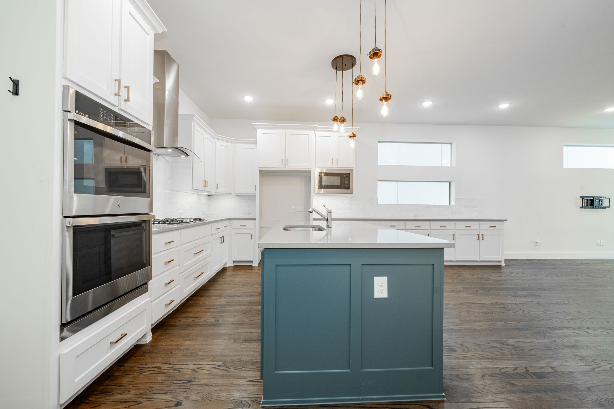 8106 Fallston Court Dallas TX 75231