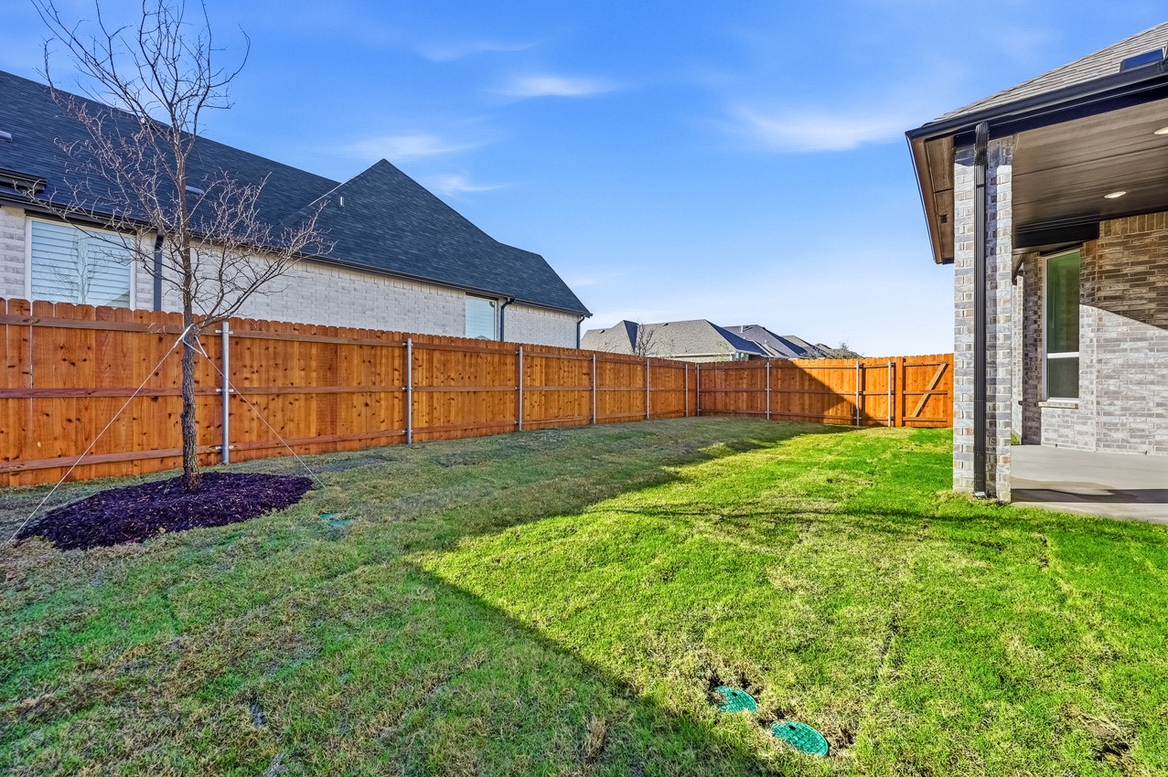 572 Moonrise Street Waxahachie TX 75165