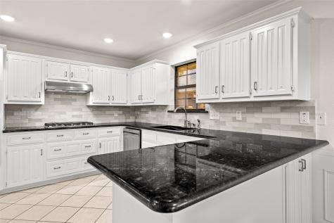 2117 Rolling Oak Lane Garland TX 75044