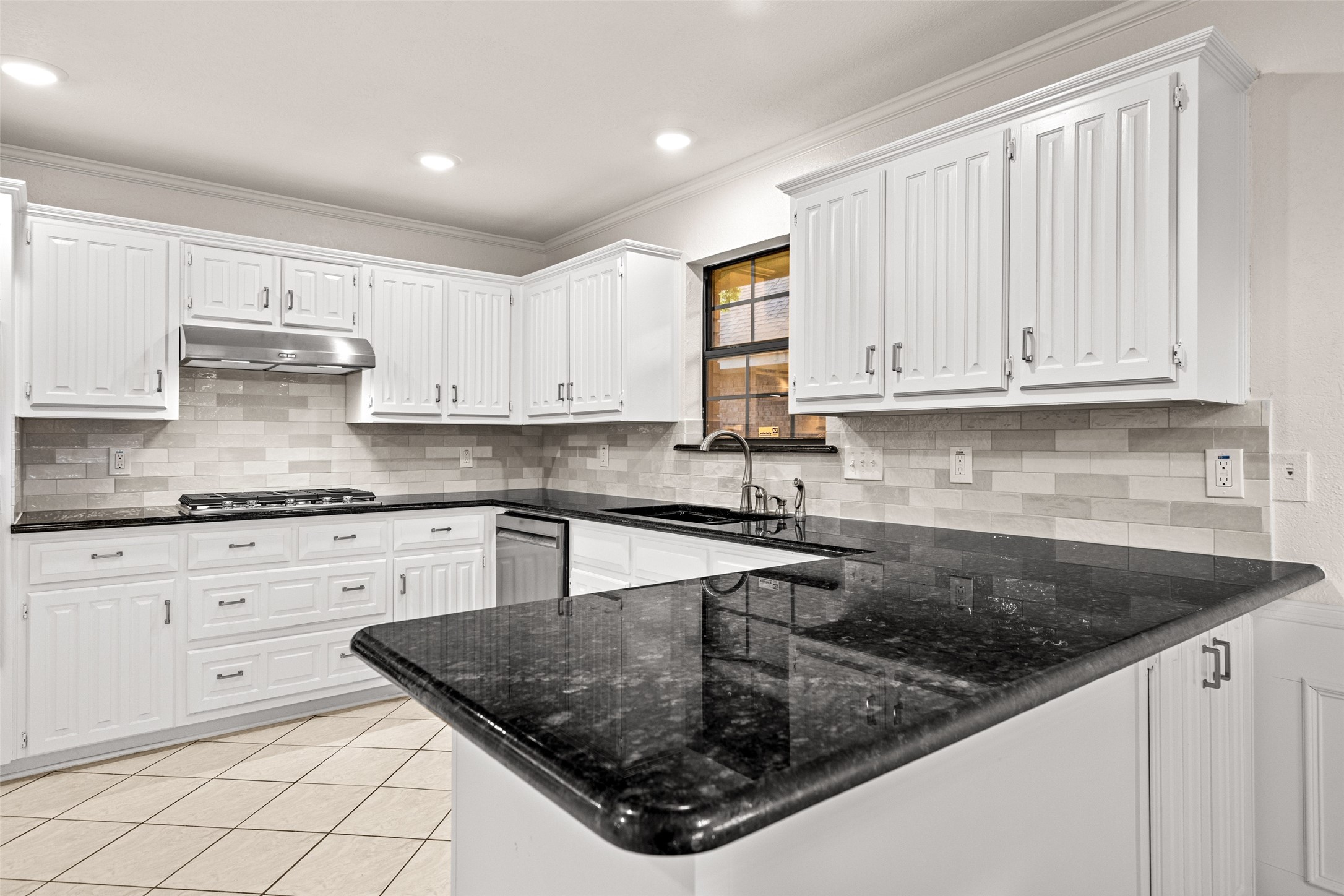 2117 Rolling Oak Lane Garland TX 75044