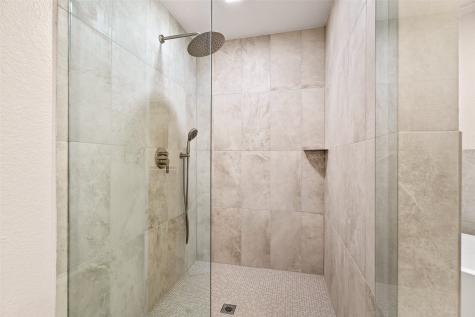 2117 Rolling Oak Lane Garland TX 75044