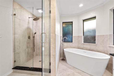 2117 Rolling Oak Lane Garland TX 75044
