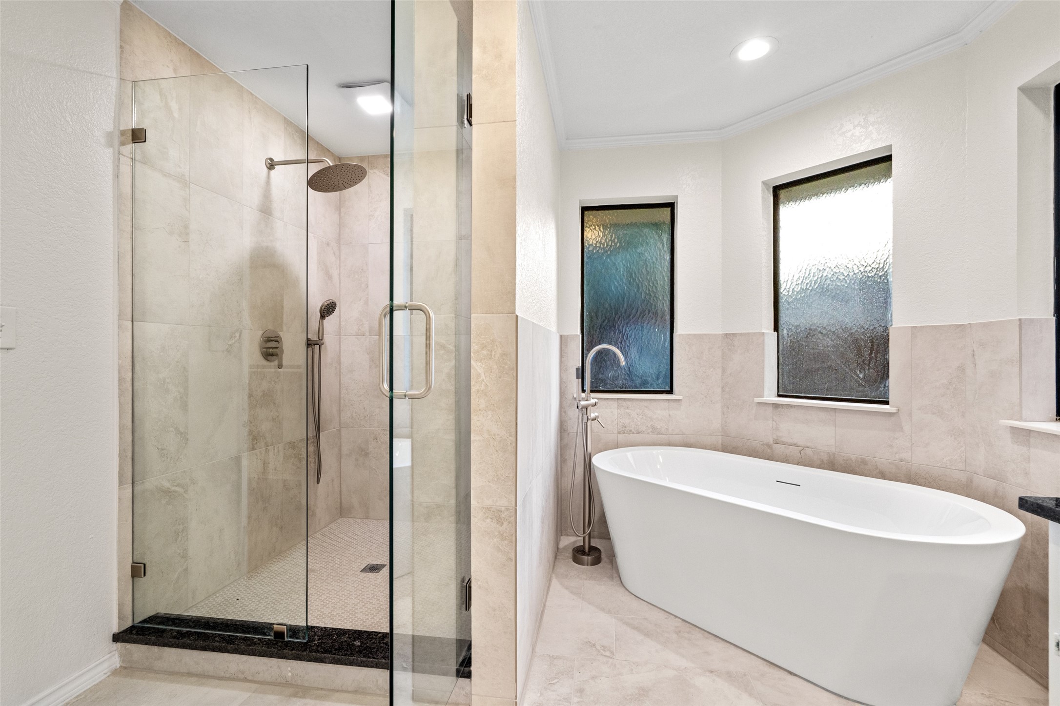2117 Rolling Oak Lane Garland TX 75044