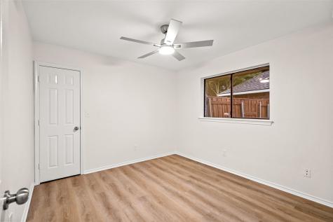 2117 Rolling Oak Lane Garland TX 75044