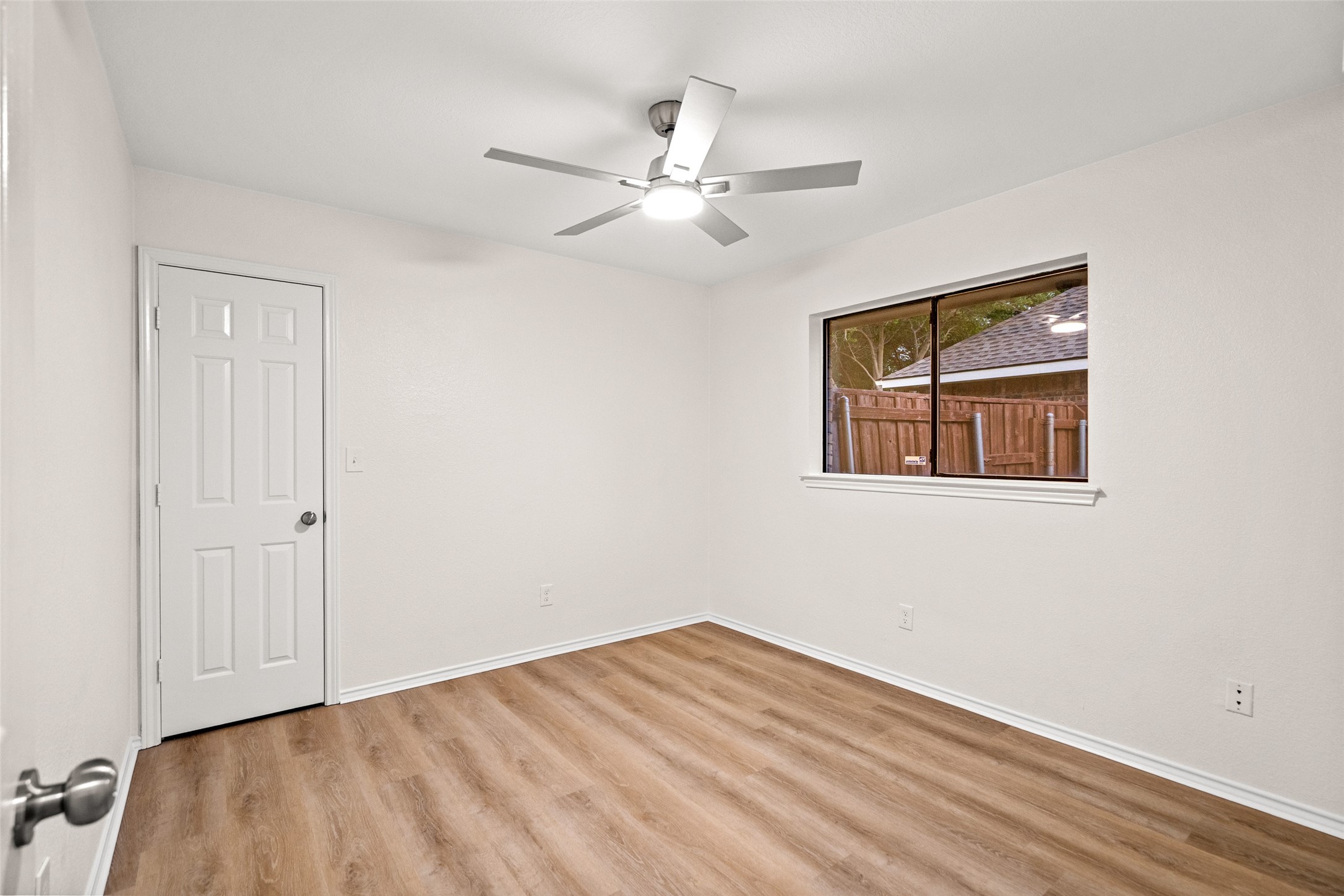 2117 Rolling Oak Lane Garland TX 75044