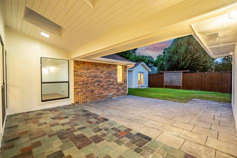 2117 Rolling Oak Lane Garland TX 75044