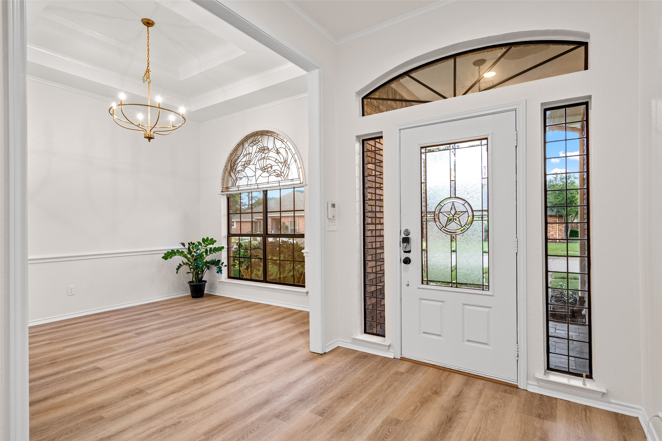 2117 Rolling Oak Lane Garland TX 75044