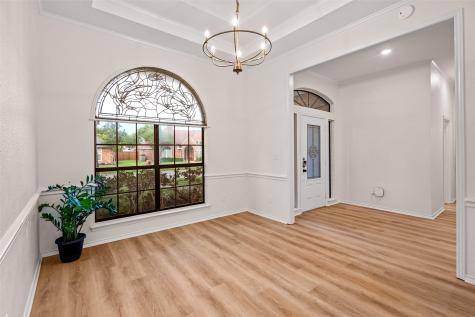 2117 Rolling Oak Lane Garland TX 75044