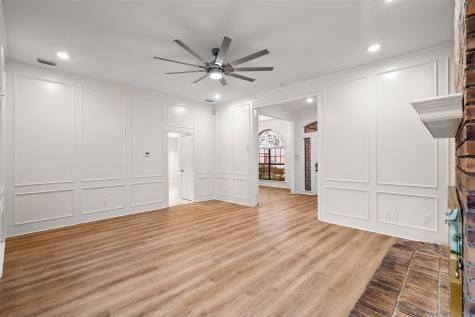 2117 Rolling Oak Lane Garland TX 75044