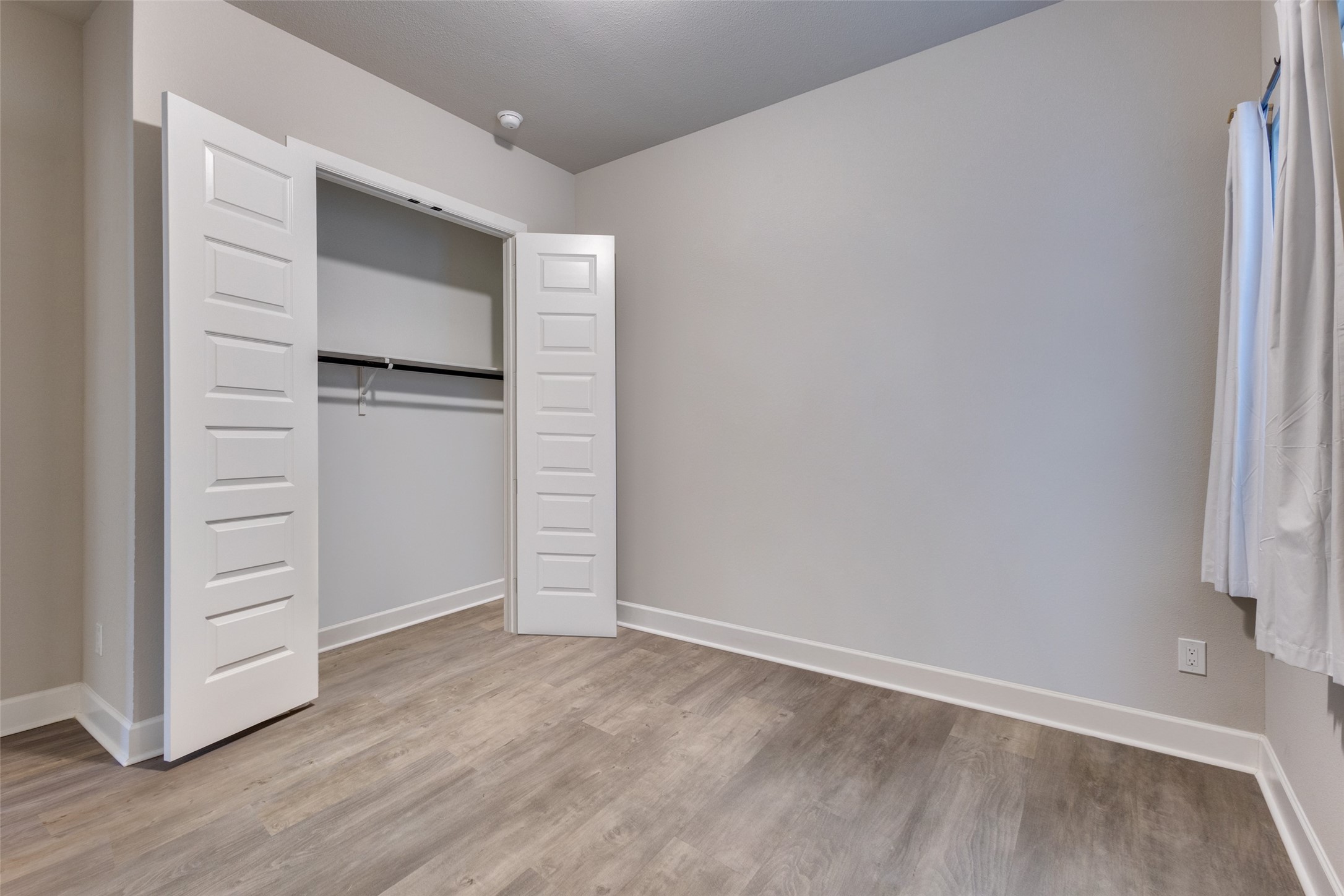 1812 Leo Drive Van Alstyne TX 75495