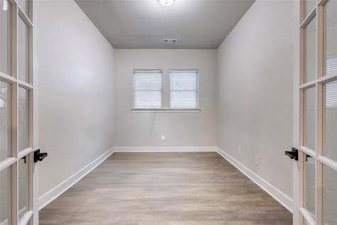 1812 Leo Drive Van Alstyne TX 75495