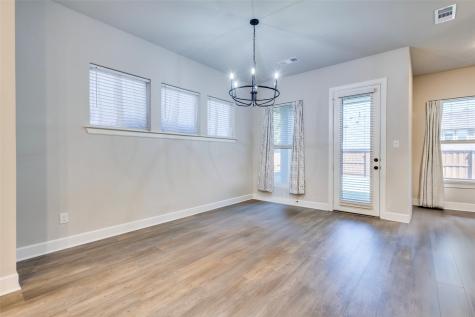 1812 Leo Drive Van Alstyne TX 75495