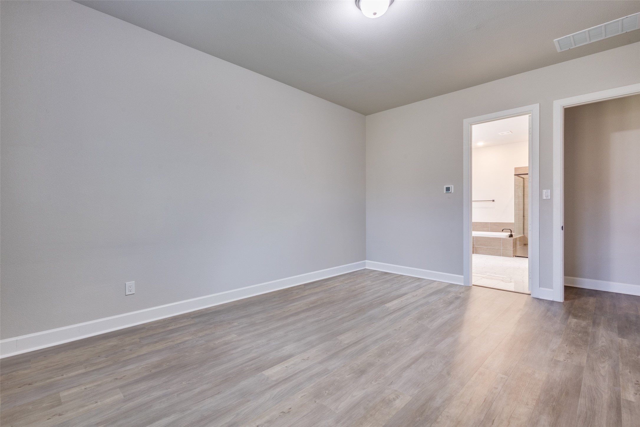 1812 Leo Drive Van Alstyne TX 75495