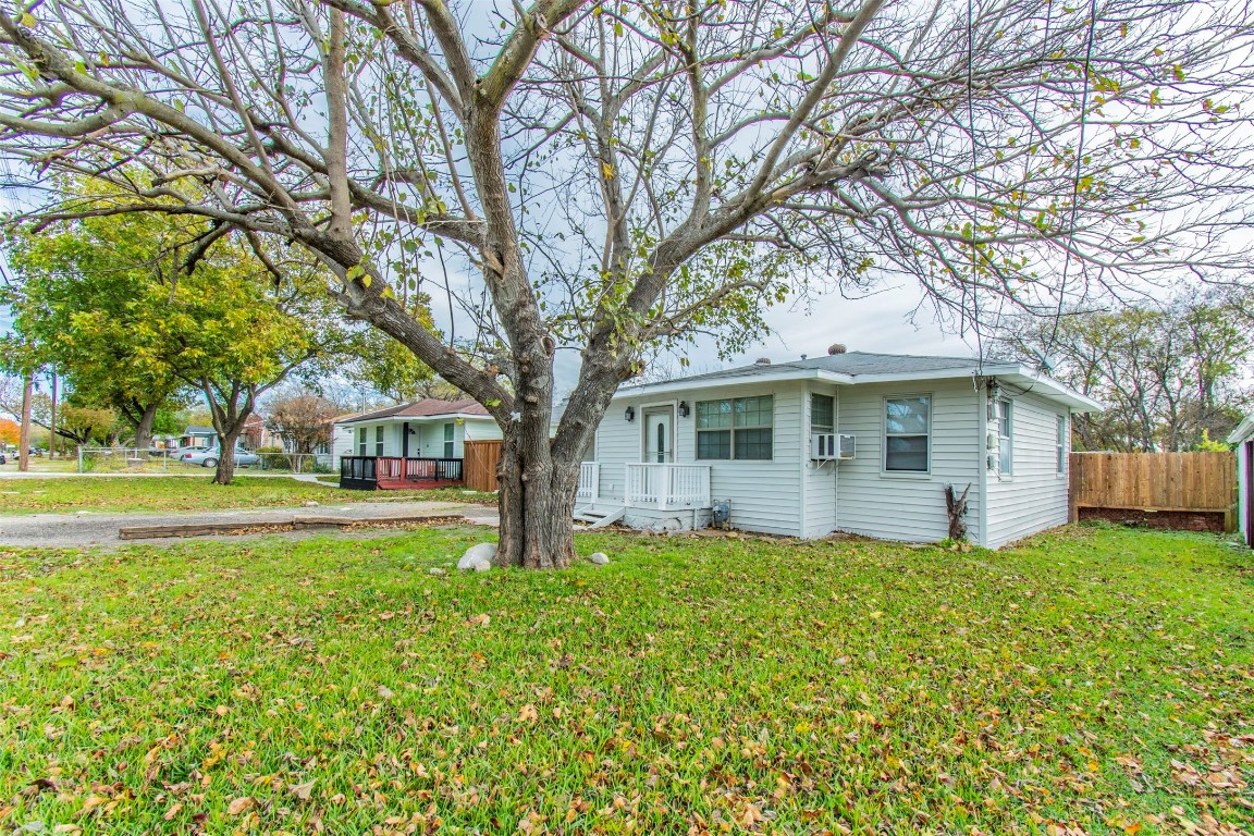 1006 Avenue C Duncanville TX 75137