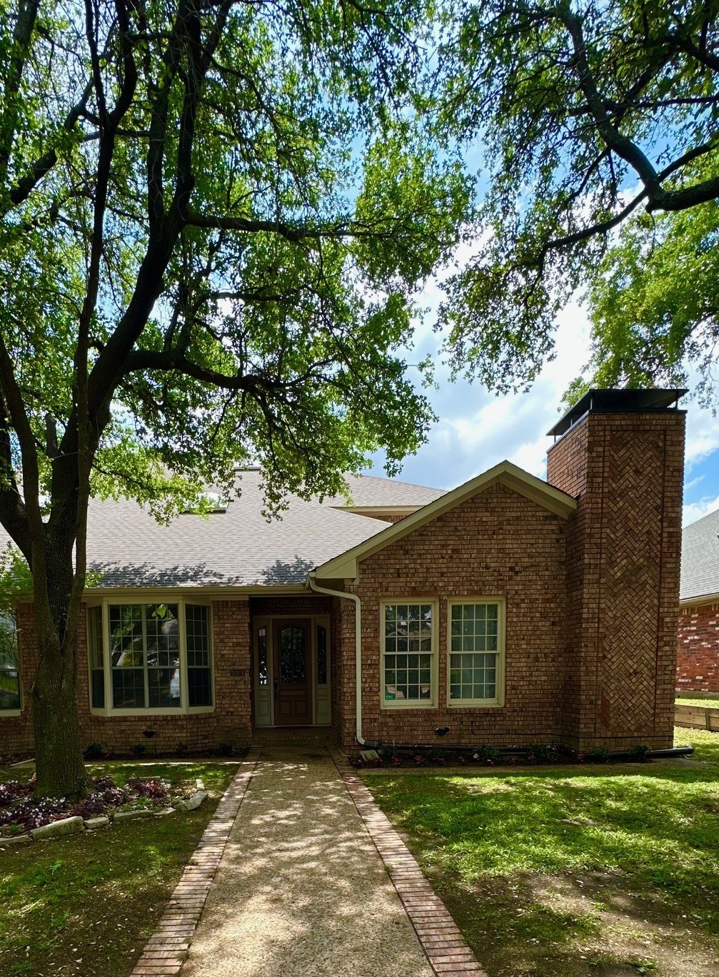 9324 Moss Farm Lane Dallas TX 75243