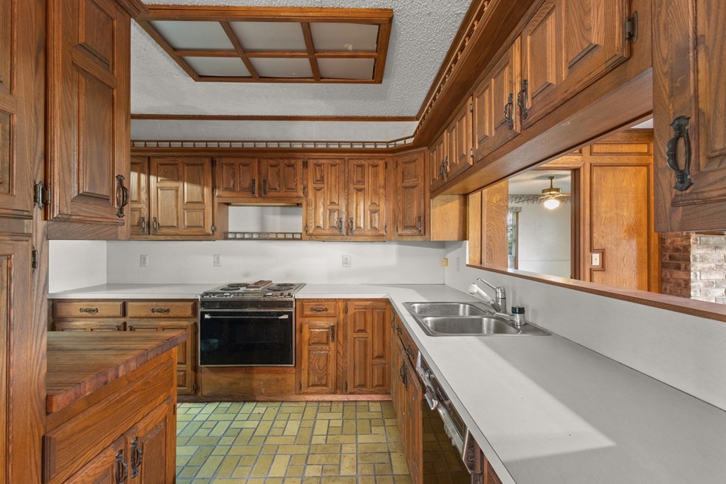 2503 Vz County Road 3804 Wills Point TX 75169