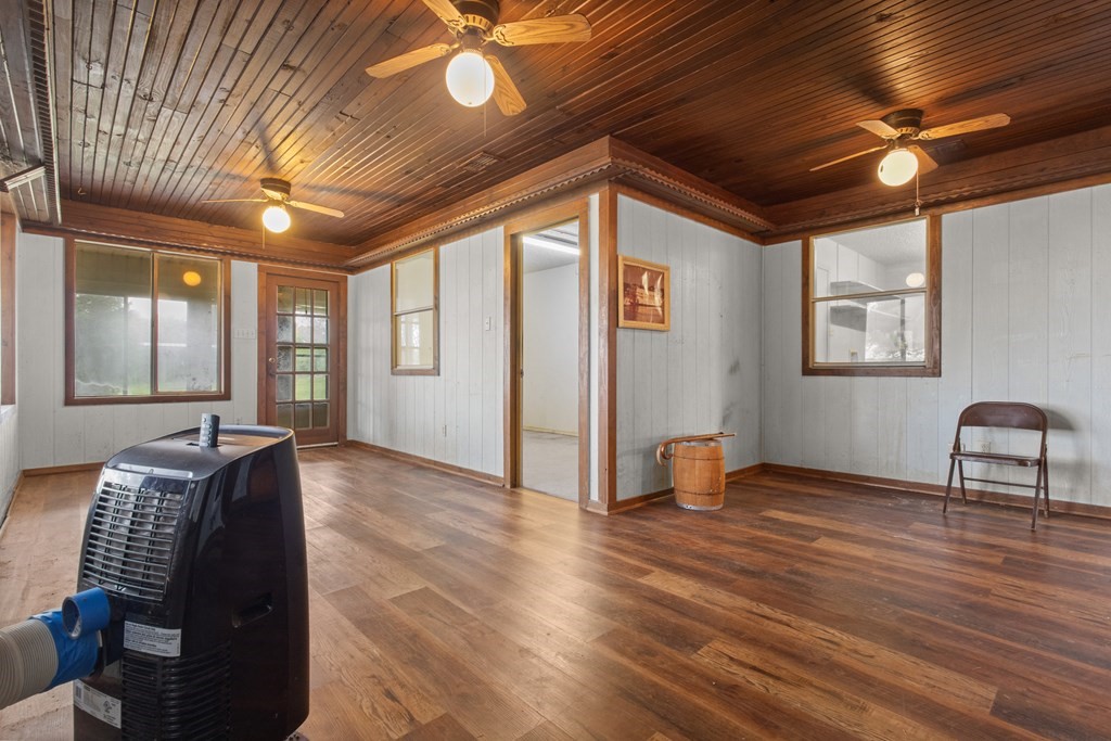 2503 Vz County Road 3804 Wills Point TX 75169