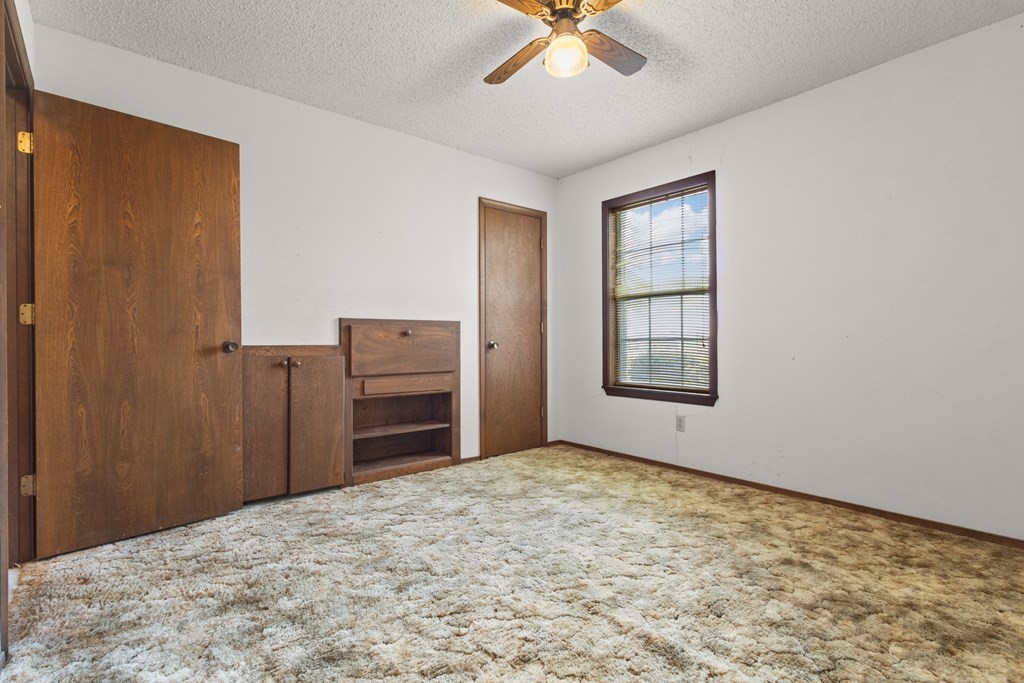 2503 Vz County Road 3804 Wills Point TX 75169