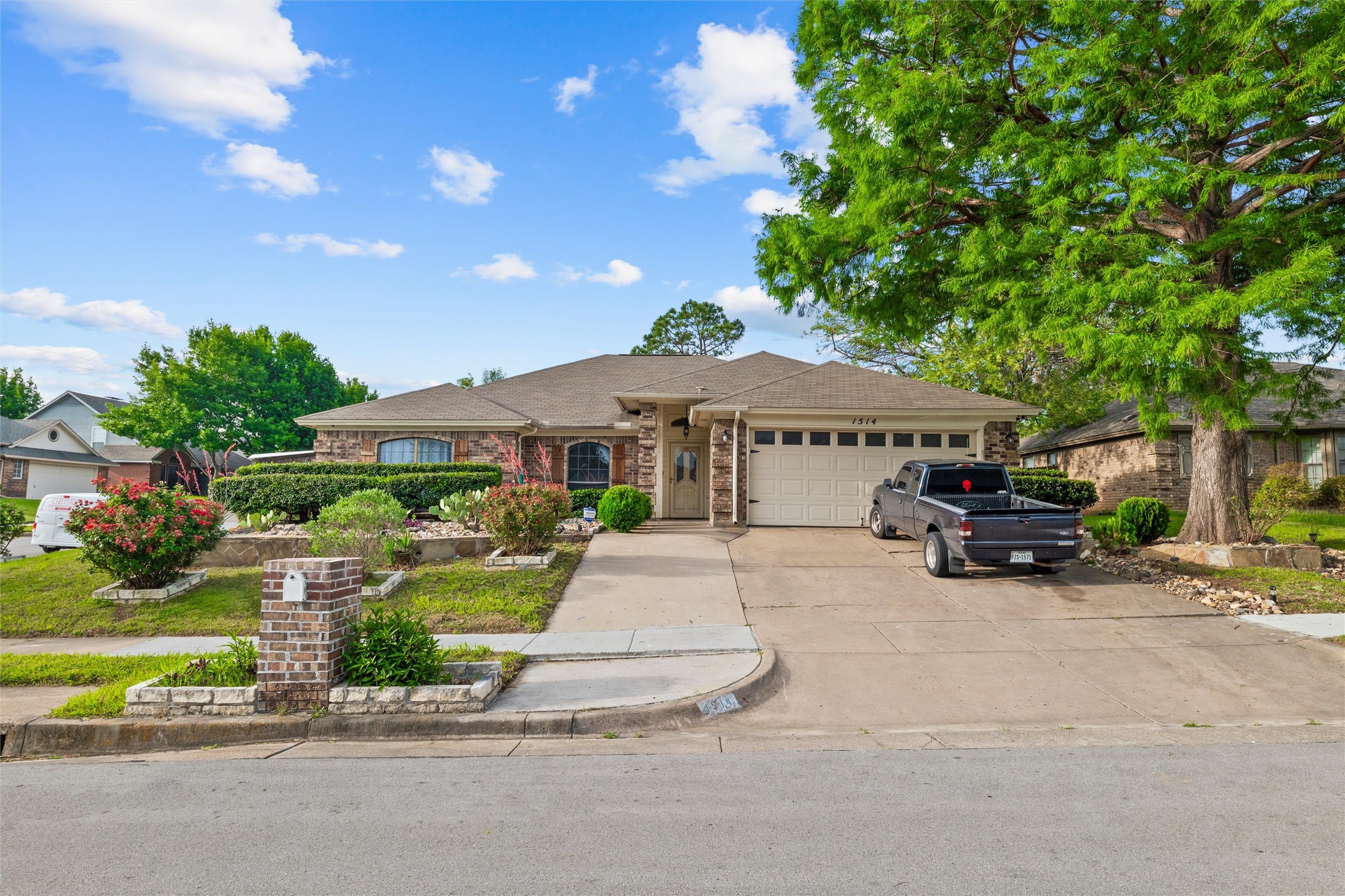1514 Sayles Avenue Arlington TX 76018